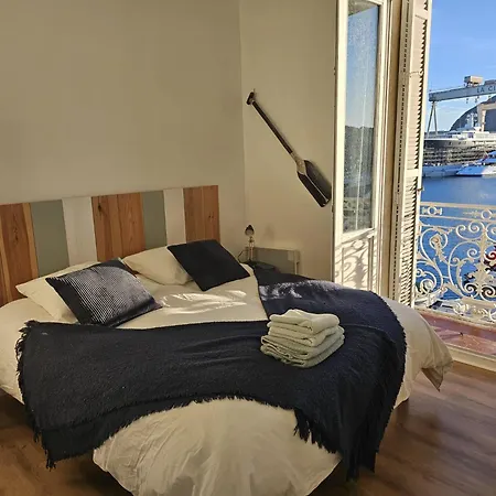 Magnifique 3 Chambres, Vue Sur Le Port, Clim. * La Ciotat